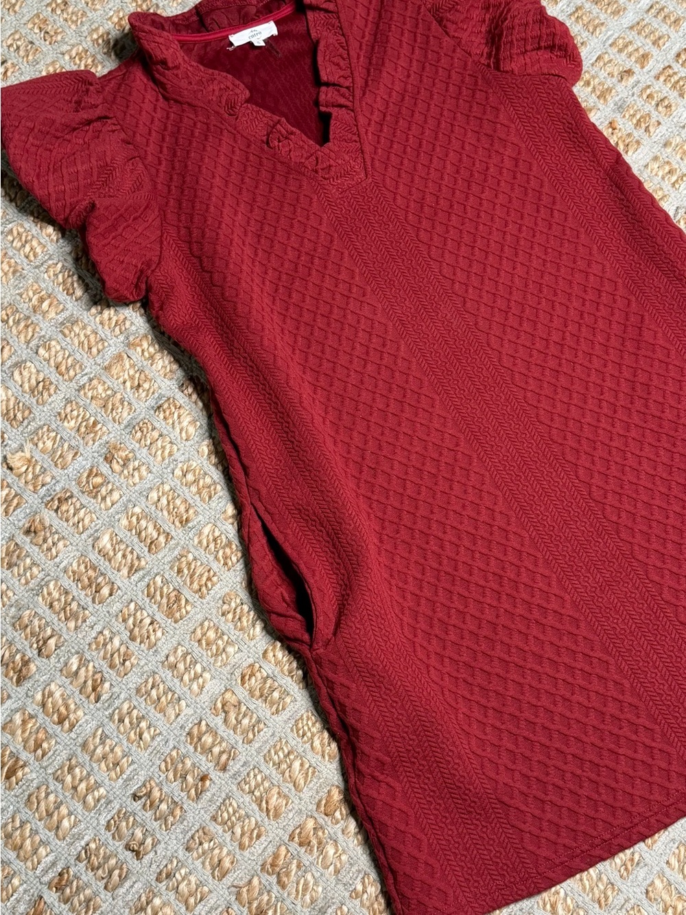 entro Burgundy Diamond-Textured V-Neck Tunic